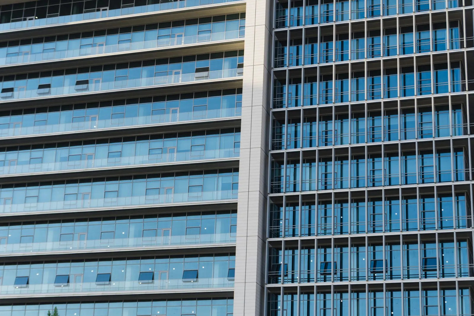 Pressure Washing vs. Soft Washing for Building Exteriors